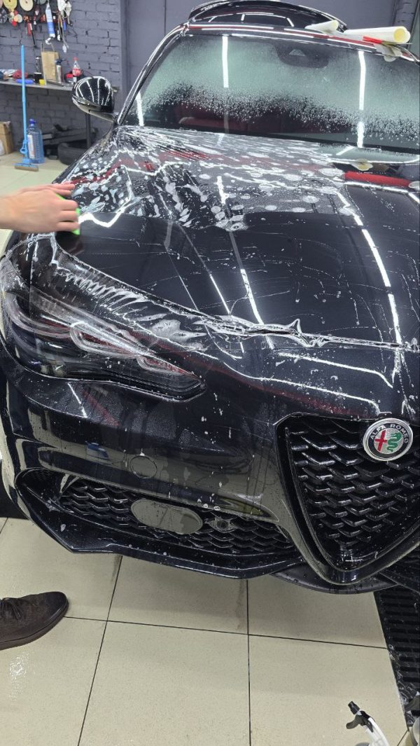 Полная оклейка бронепленкой Alfa Romeo Giulia — фото 3, детейлинг-студия «АртиСанс», Ростов-на-Дону