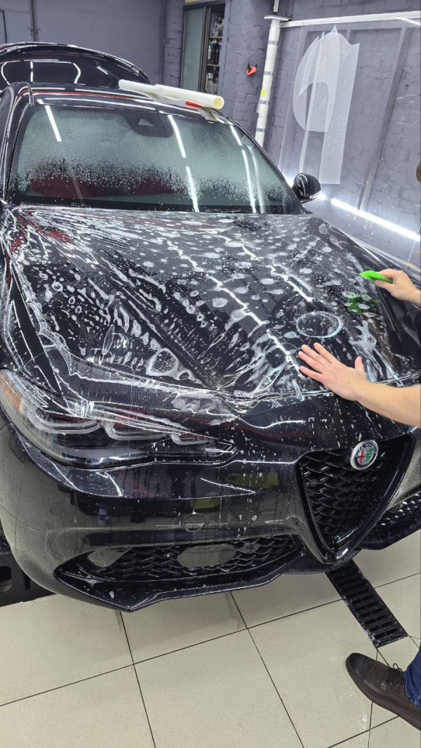 Полная оклейка бронепленкой Alfa Romeo Giulia — фото 4, детейлинг-студия «АртиСанс», Ростов-на-Дону